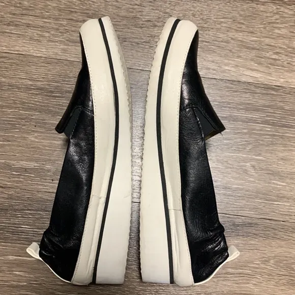 Ron White Leather Slip-On Shoes