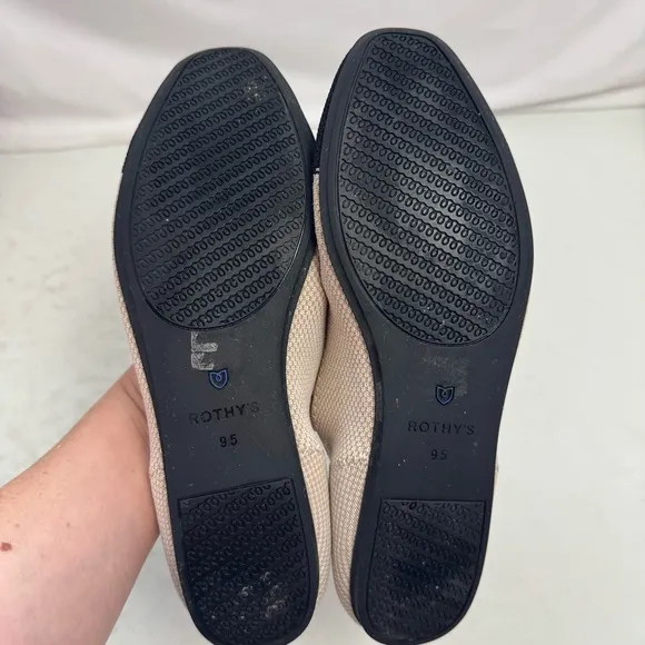 Rothy’s Black &amp; Tan Round Toe Flats Shoes Size 9.5