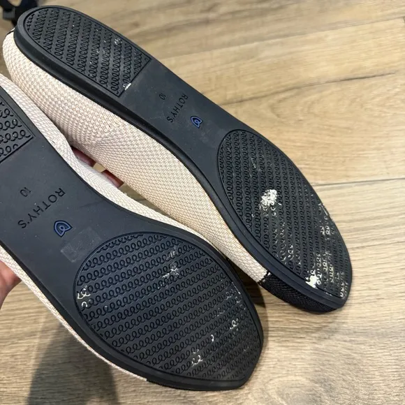 Rothy’s Black and Cream Flats with Comfort Women’s 10