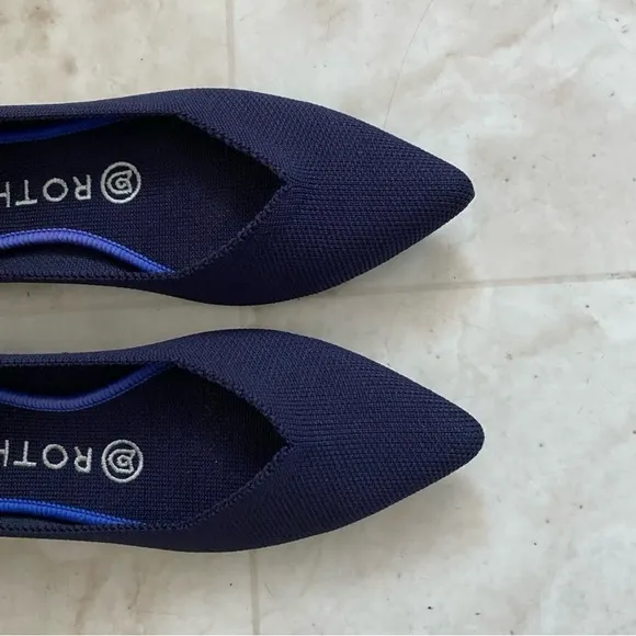 Rothy's Dark Navy Blue Pointed Toe Slip-on Knit Ballet Flats size 7