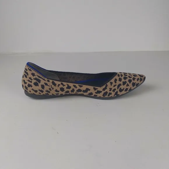 Rothys leopard print pointed toe flats retired print size 6M tan/black