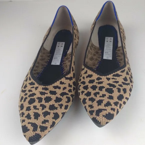 Rothys leopard print pointed toe flats retired print size 6M tan/black
