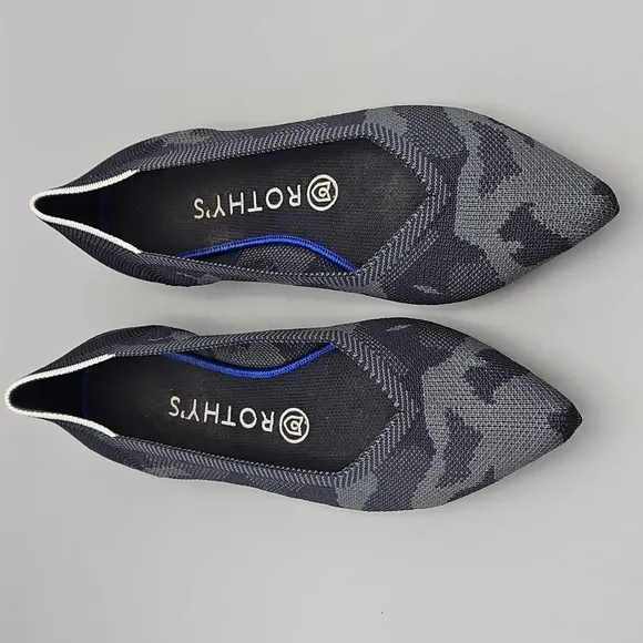 Rothy’s Pointed Toe Camo Flats White Halo Size 7.5