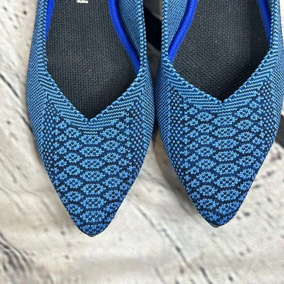 Rothy's RARE Lapis Blue Navy Python The Point Flats Size 7.5 Excellent Condition