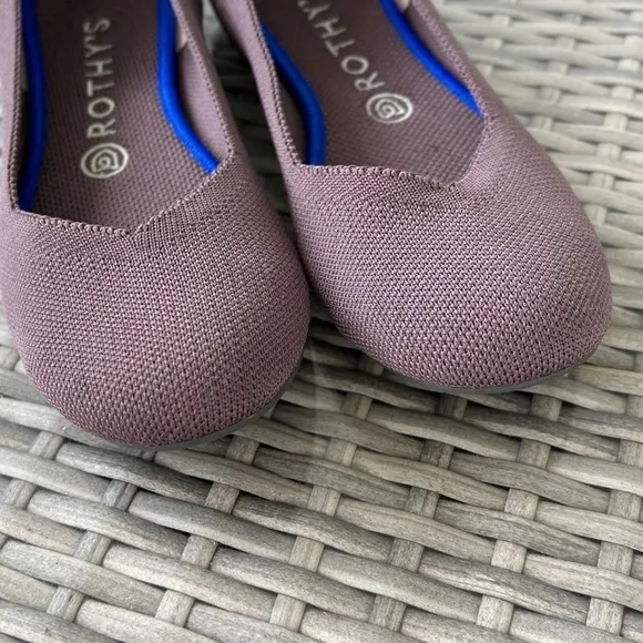 Rothy's RETIRED The Flat Round Toe Shoes in Mink Purple Color Size 8