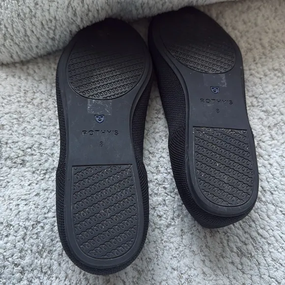 Rothy’s Round Toe Ballet Flat Shoes Women’s Black‎ Size 8