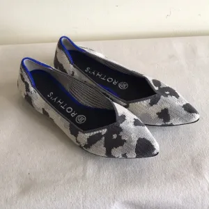 Rothy’s Size 7.5 The Point retired print Ash grey camo pointed toe flat shoe