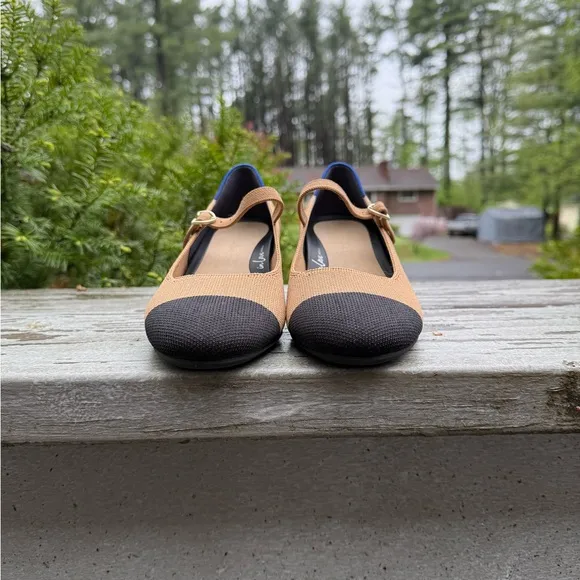 Rothy's Tan and Black Mary Jane Heels, size 6.5