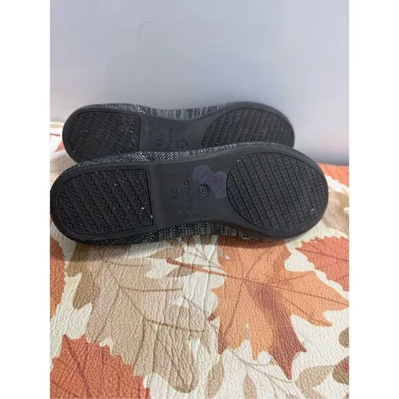 Rothy’s The Flat Grey Stripe Round Toe Slip-on Ballet Flats  Women's Size 7.5