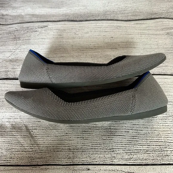 Rothy’s The Point Cloud Grey pointed flats with inserts size 7