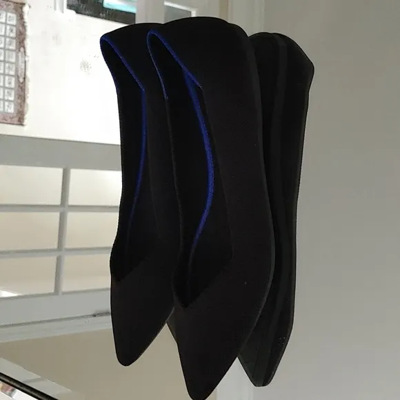 Rothy's The Point Flats Black In size 9