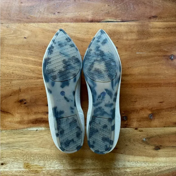 Rothy’s The Point Flats in Ecru with Leopard Sole, Size 10, Ivory Cream Light
