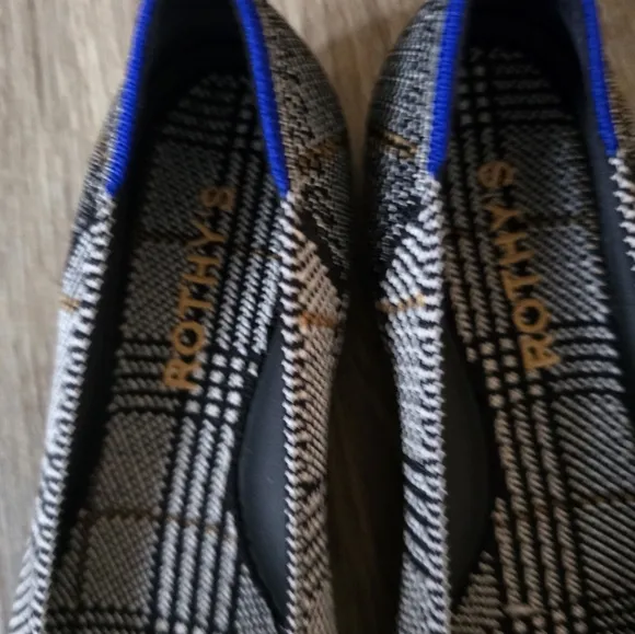 Rothy's The Point Li Flats In Black Glen Size 5 NWOT