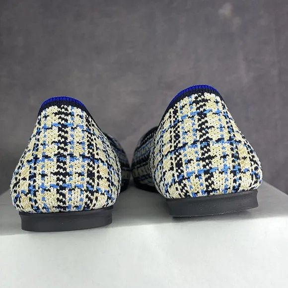 🔥🔥🔥Rothy's Women's Blue and Cream Flats Size: 9.5 NWOT🔥🔥🔥