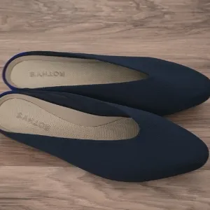 Rothy's Women's Navy Flats