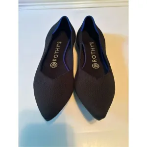 Rothy’s Black Pointed Flats