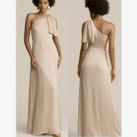 Sachin &amp; Babi Chelsea Gown In Champagne Size 8 One Shoulder Georgette Bias Gown