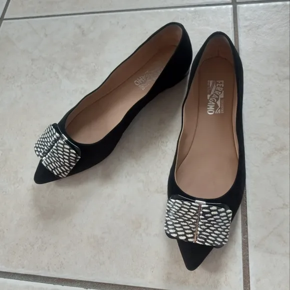 Salvatore Ferragamo Black Suede Pointed Toe Bow Snakeskin Flats 7.5US