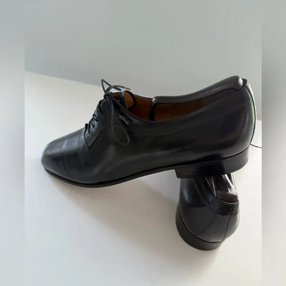 Salvatore Ferragamo Men's Black Leather Shoes 9
