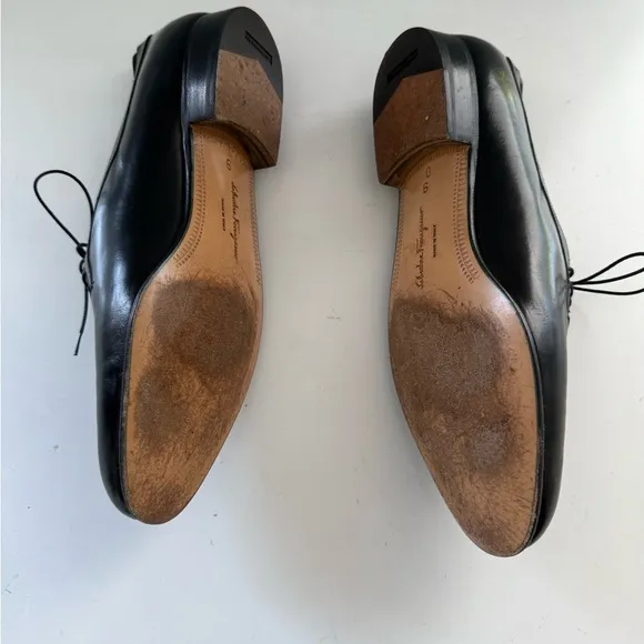 Salvatore Ferragamo Men's Black Leather Shoes 9