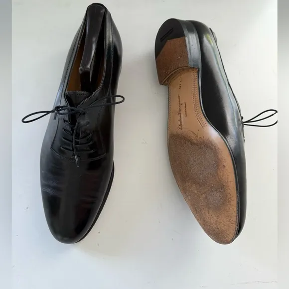 Salvatore Ferragamo Men's Black Leather Shoes 9