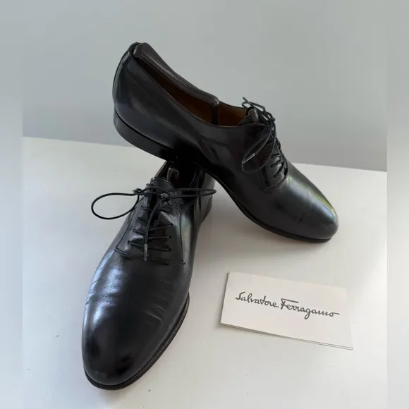 Salvatore Ferragamo Men's Black Leather Shoes 9