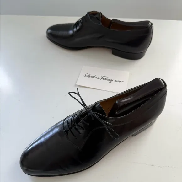 Salvatore Ferragamo Men's Black Leather Shoes 9
