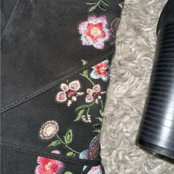 Sam Edelman Anthropologie Suede Winnie Ankle Boots Black Embroidered Size 11