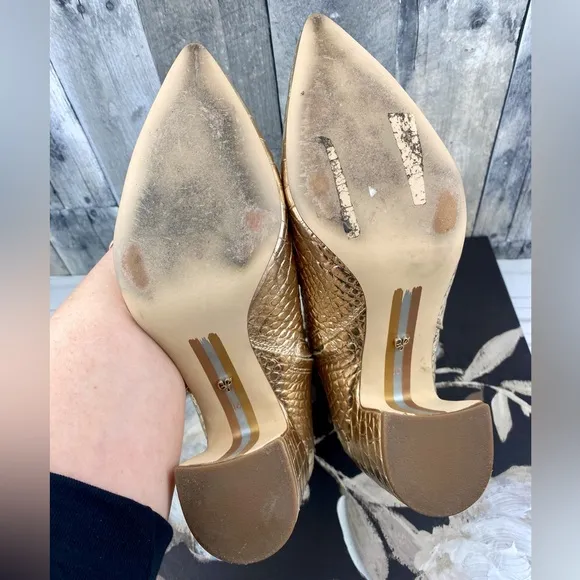 Sam Edelman Hilty Croc Embossed Mirror Metallic Ankle Boots in Gold Size 10.