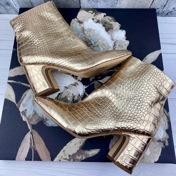 Sam Edelman Hilty Croc Embossed Mirror Metallic Ankle Boots in Gold Size 10.