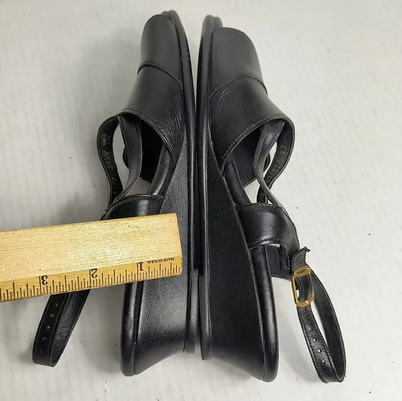 Sas Low Wedges Slingback Open Toe Sandals  Size 8.5WW Black