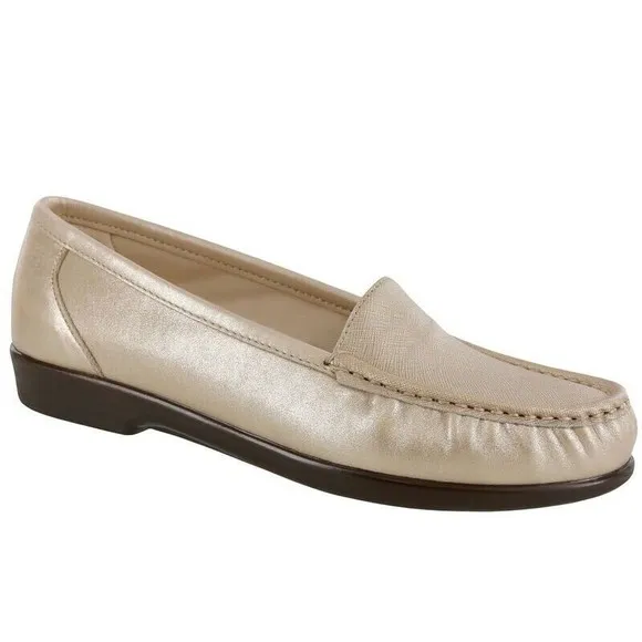 SAS TRIPAD Simplify Slip On Loafer Flats COMFORT FOOTBED 9 W Wide Leather