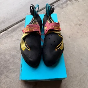 Scarpa Climbing Shoes