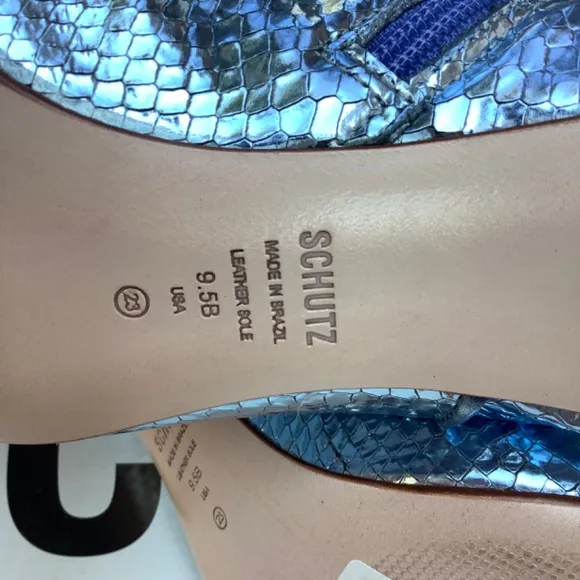 Schutz Bette Ankle Boots Metallic Blue Leather Size 9.5