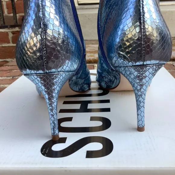 Schutz Bette Ankle Boots Metallic Blue Leather Size 9.5