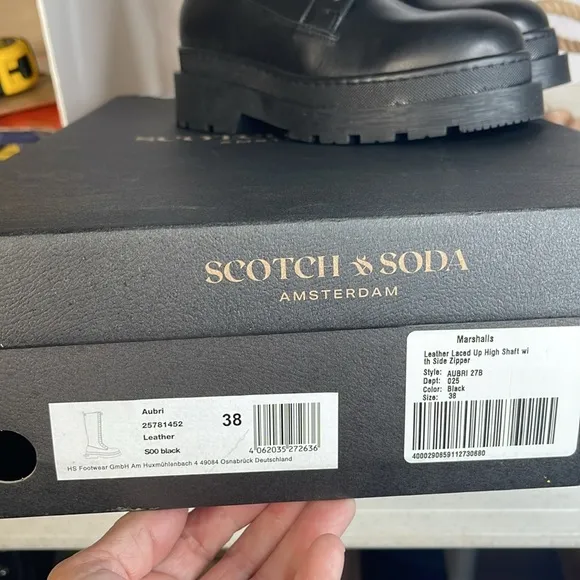 SCOTCH &amp; SODAMade In Portugal Leather Laced Up High Shaft Boots Sz 38/7.5