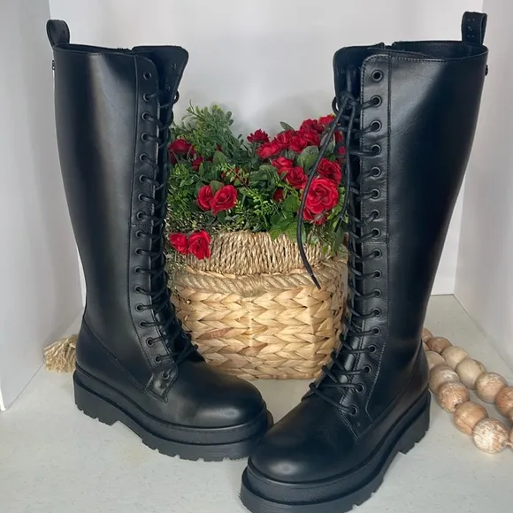 SCOTCH &amp; SODAMade In Portugal Leather Laced Up High Shaft Boots Sz 38/7.5