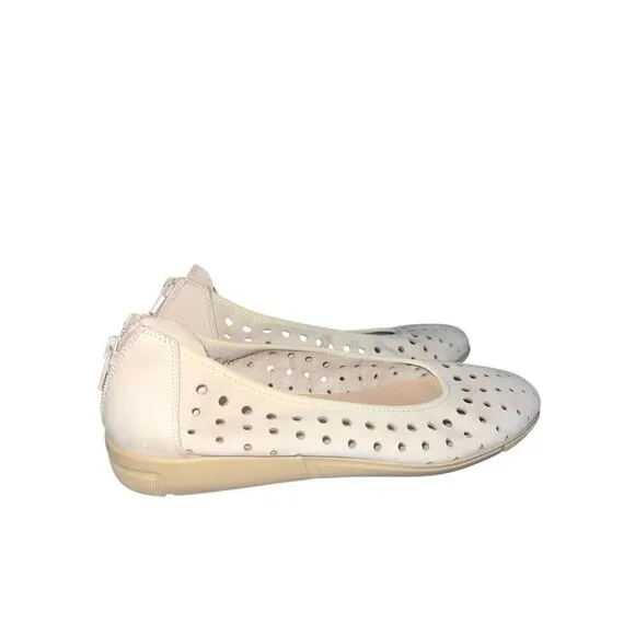✨Sesto Meucci Dova Perforated Leather Comfort Ballet Sz 9 Flats✨