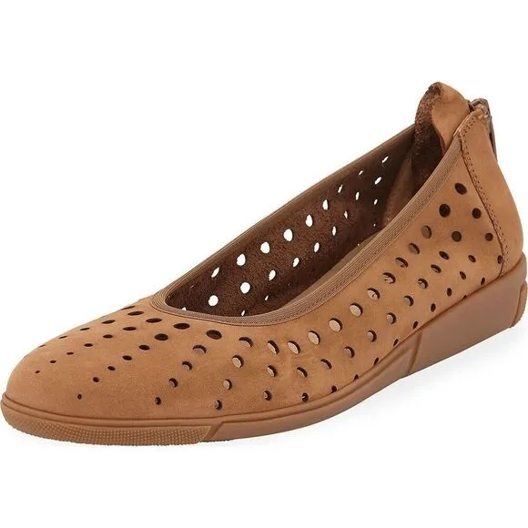 ✨Sesto Meucci Dova Perforated Leather Comfort Ballet Sz 9 Flats✨