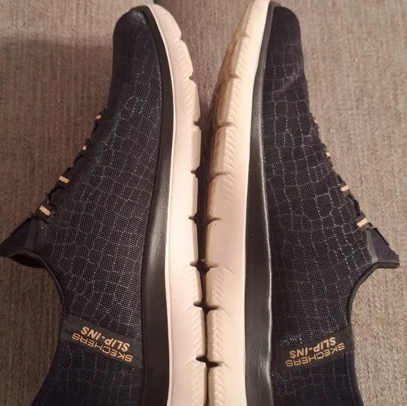 Skechers Hands Free Slip Ins Summits Classy Night