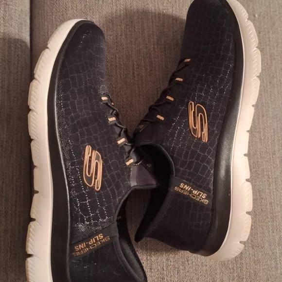 Skechers Hands Free Slip Ins Summits Classy Night