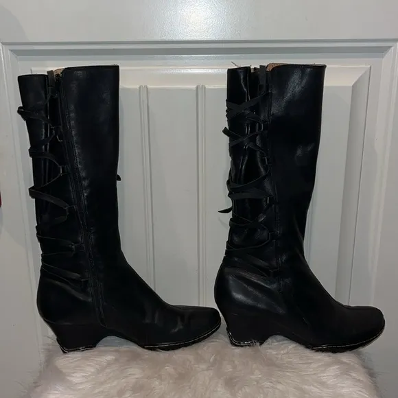 Sofft black leather knee boots side zip back lace up Whimsigoth witchy boho 8.5