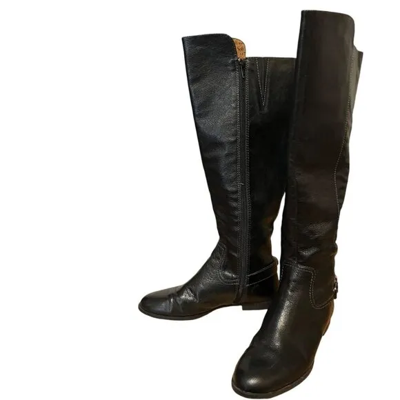 Sofft Black Leather Tall Knee High Riding Boots With Buckle Accent Size 6