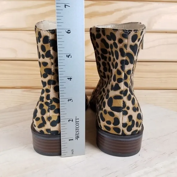Sole Society 6 US Cadyna Suede Leopard Ankle Bootie Boot Block Heel Side Zip NEW