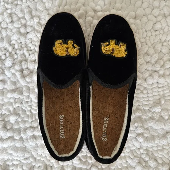 SOLUDOS black velvet slip on shoes size 7 beaded elephants