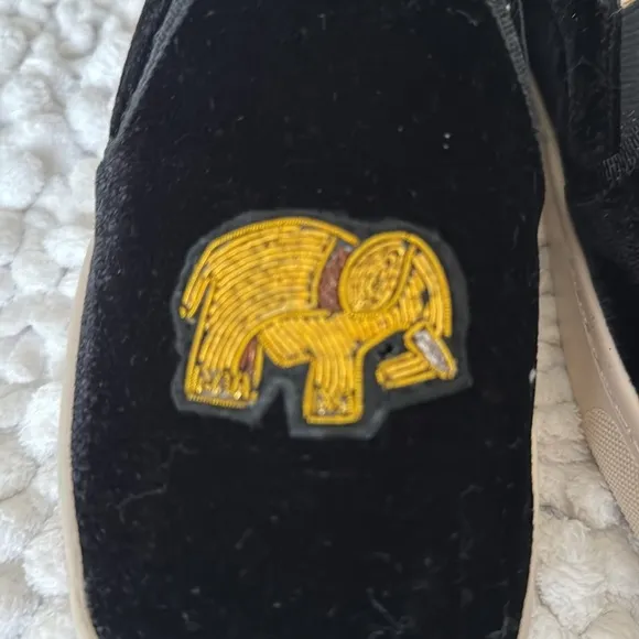SOLUDOS black velvet slip on shoes size 7 beaded elephants