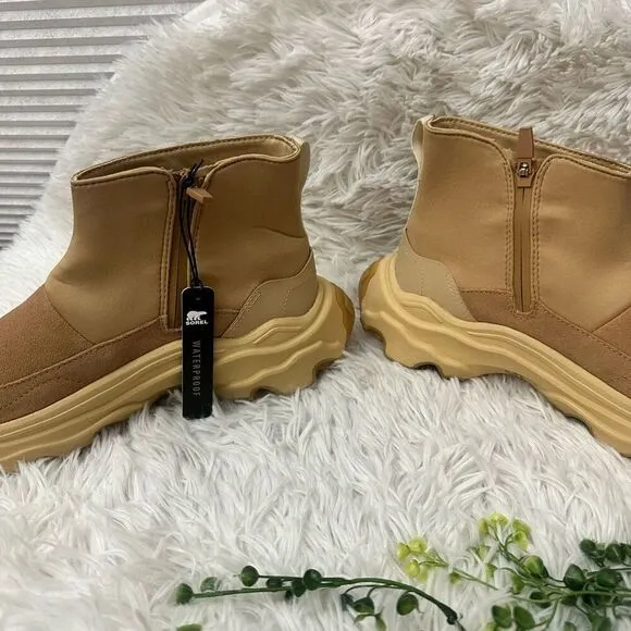 SOREL Kinetic Breakthrough Chunky Platform Boots Side Zip Tan Suede sz 10 womens