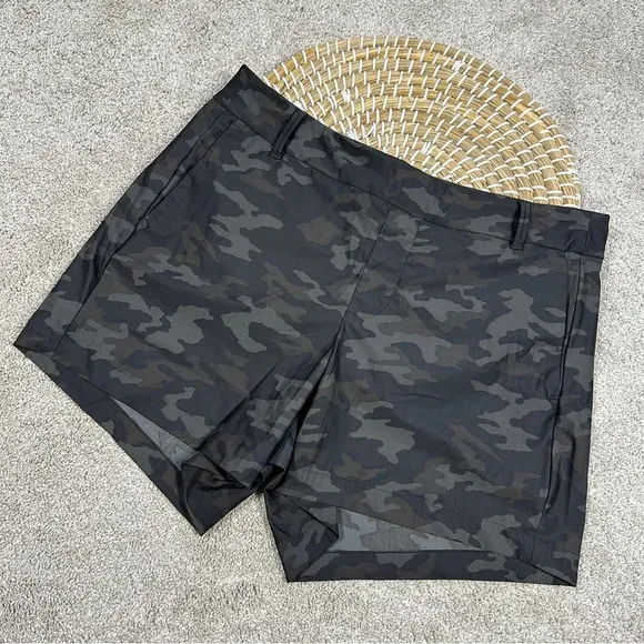 Spanx Sunshine Shorts Pull On 4&quot; UPF 50  Quick Dry in Camouflage Size M