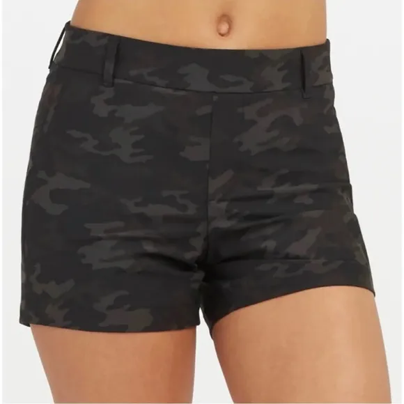 Spanx Sunshine Shorts Pull On 4&quot; UPF 50  Quick Dry in Camouflage Size M