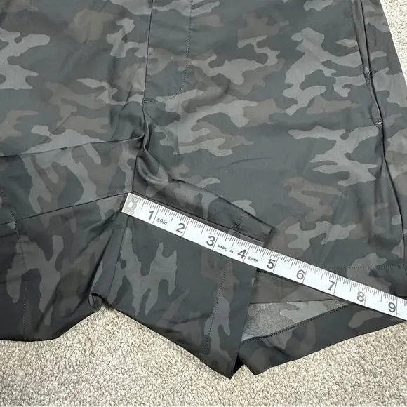 Spanx Sunshine Shorts Pull On 4&quot; UPF 50  Quick Dry in Camouflage Size M